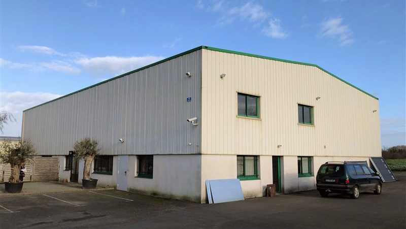 Transaction : vente de 1 000 m² de locaux d'activité à Ligné (44) à l'enseigne Atelier De Mes Anciennes