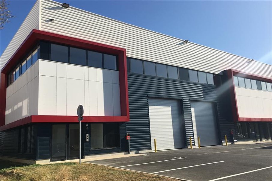 Transaction : Chanteloup-en-Brie (77), vente de 713 m² de locaux d'activité à LMG