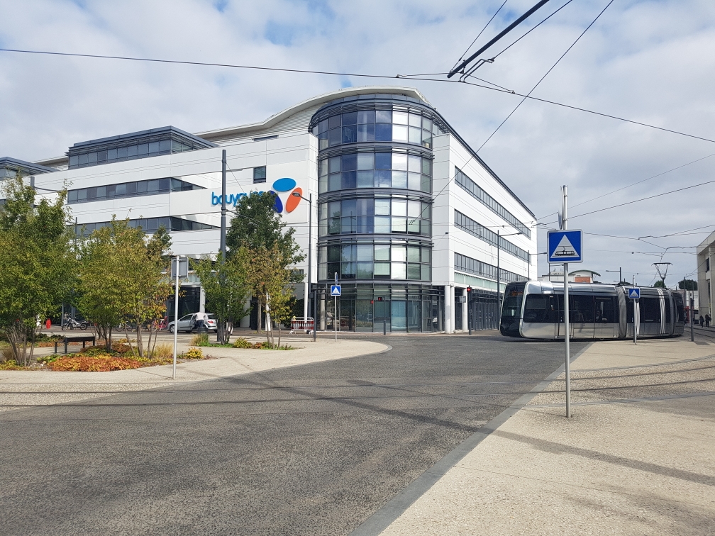 Transaction : location de 1 090 m² de bureaux à Tours (37 Indre-et-Loire)