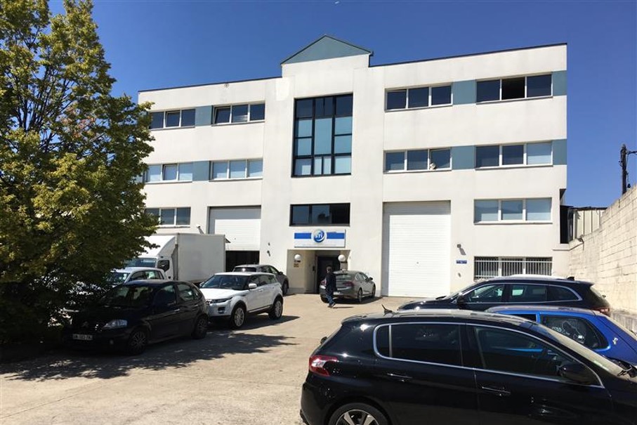 Transaction : Montreuil (93), vente de 1 004 m² de bureaux et activité légère