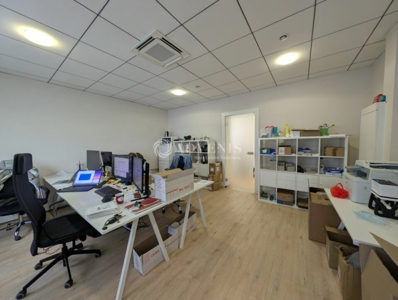 Location Commerces STRASBOURG (67000) - Photo 2