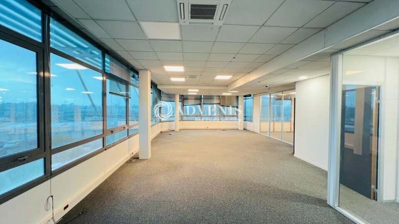 Location Bureaux PESSAC (33600) - Photo 8