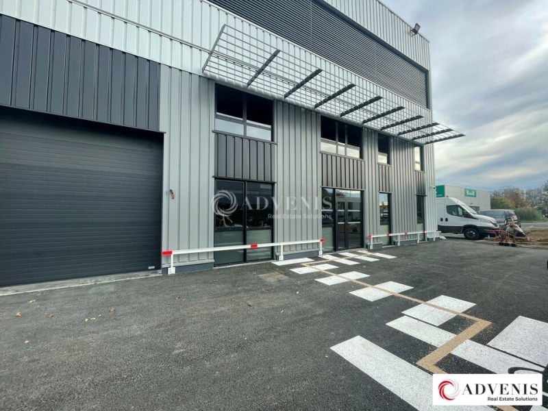 Location Activités Entrepôts LORMONT (33310) - Photo 1