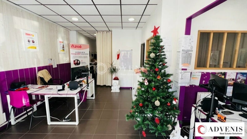 Location Commerces BRUGES (33520) - Photo 2