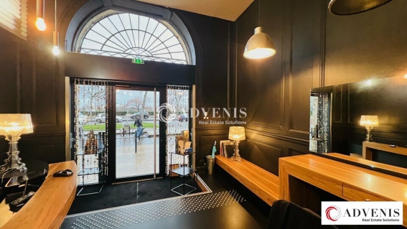 Location Commerces BORDEAUX (33300) - Photo 1