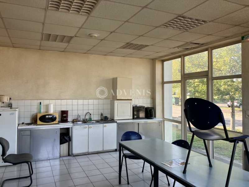 Vente Investisseur Activités Entrepôts BOURGES (18000) - Photo 8
