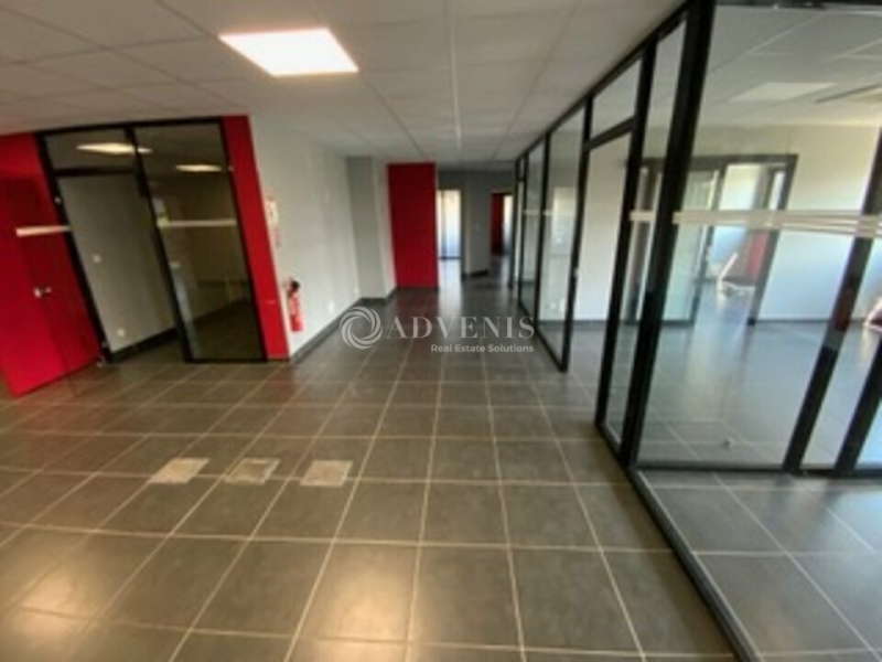 Vente Investisseur Activités Entrepôts BOURGES (18000) - Photo 1