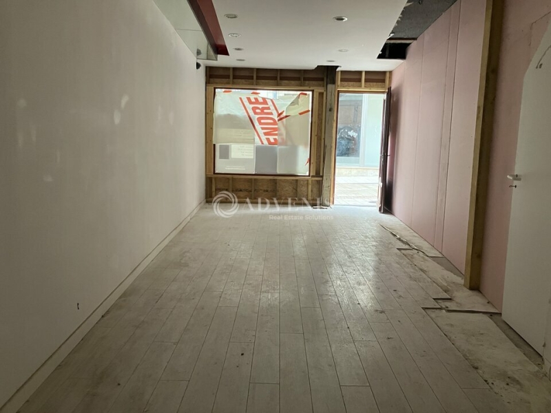 Location Commerces BOURGES (18000) - Photo 1