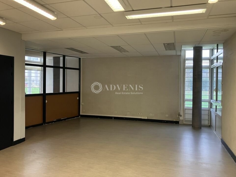 Vente Investisseur Bureaux BOURGES (18000) - Photo 5