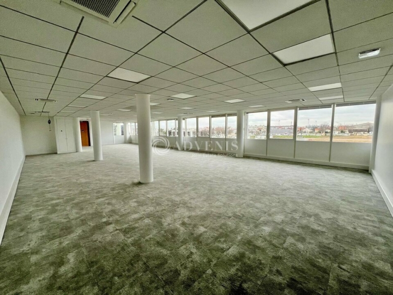 Location Bureaux ARGENTEUIL (95100) - Photo 6