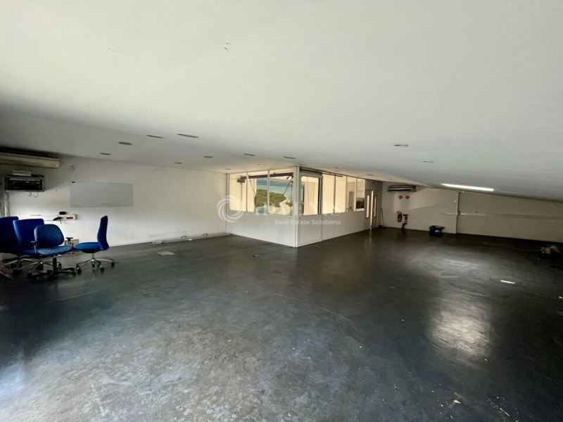 Vente Investisseur Activités Entrepôts SARTROUVILLE (78500) - Photo 5