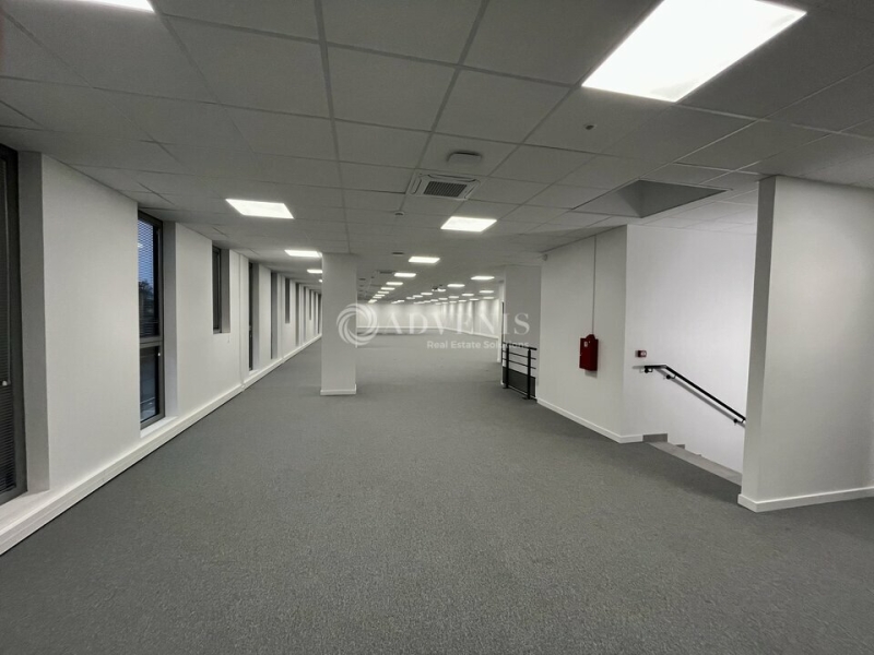 Location Entrepôts CONFLANS SAINTE HONORINE (78700) - Photo 9