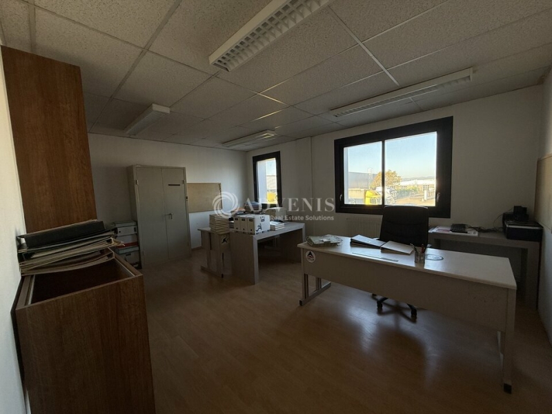Location Activités Entrepôts CHASSIEU (69680) - Photo 7