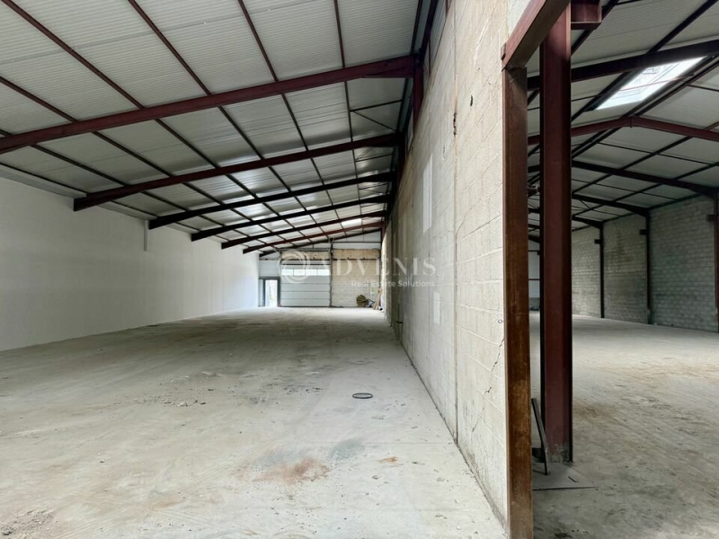 Location Activités Entrepôts BELLEVILLE EN BEAUJOLAIS (69220) - Photo 3