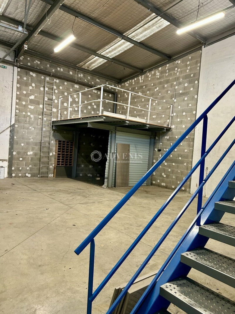 Vente Investisseur Activités Entrepôts BRIGNAIS (69530) - Photo 8