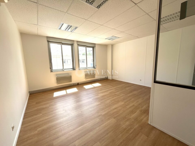 Location Bureaux VILLEURBANNE (69100) - Photo 3