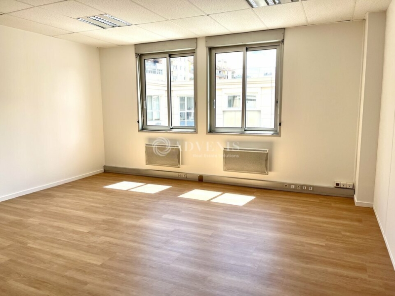 Location Bureaux VILLEURBANNE (69100) - Photo 5