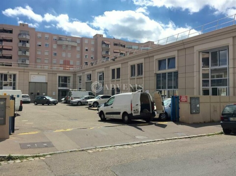 Location Activités Entrepôts VILLEURBANNE (69100) - Photo 8