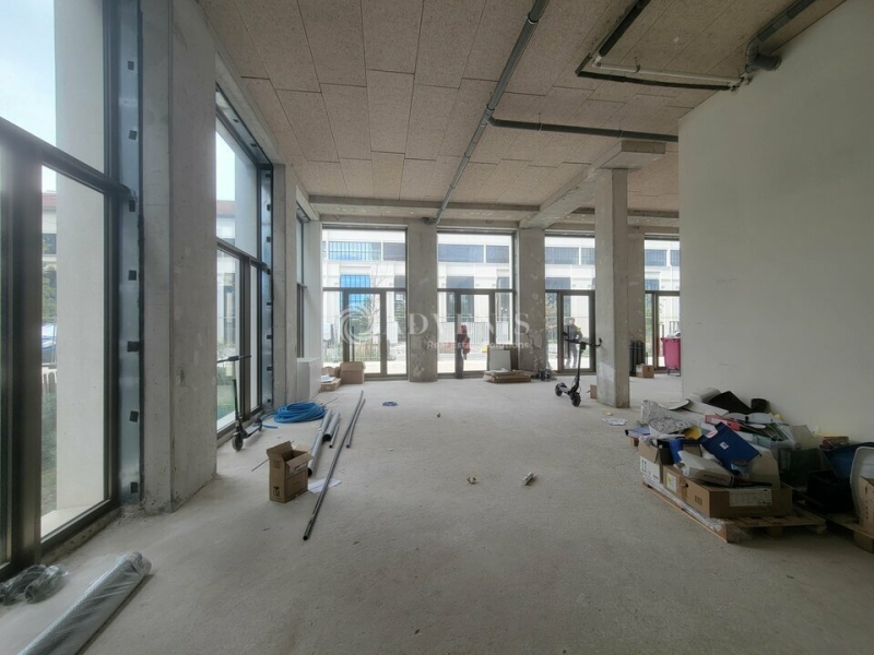 Location Commerces SAINT-DENIS (93200) - Photo 4