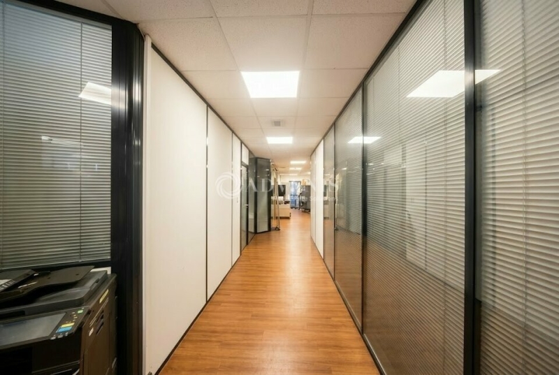 Vente Investisseur Bureaux et activités légères SAINT DENIS (93200) - Photo 4