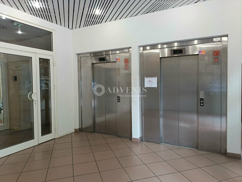 Vente Investisseur Bureaux LILLE (59800) - Photo 2