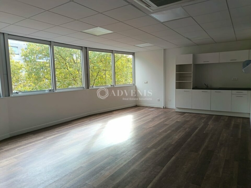 Vente Investisseur Bureaux LILLE (59800) - Photo 8