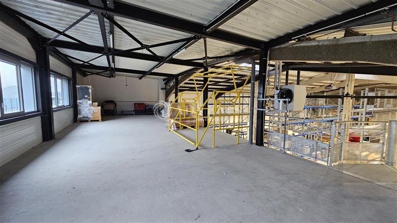 Location Activités Entrepôts LESQUIN (59810) - Photo 5