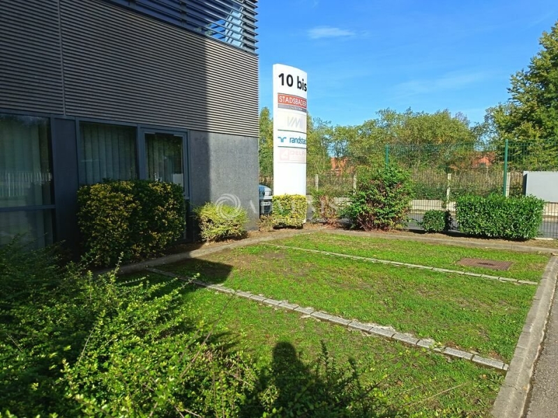 Location Activités Entrepôts VENDEVILLE (59175) - Photo 8