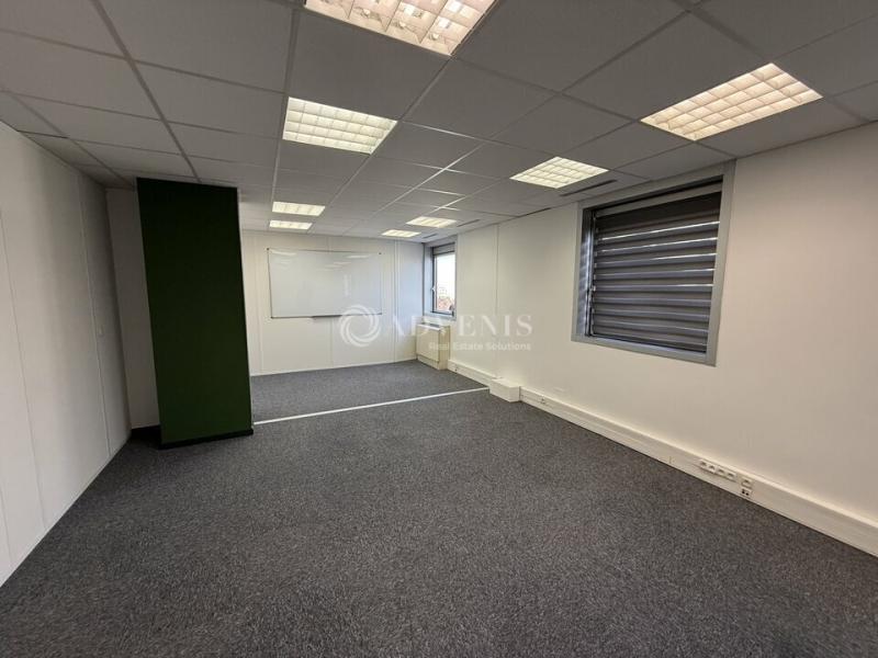 Location Bureaux NOISY LE GRAND (93160) - Photo 3
