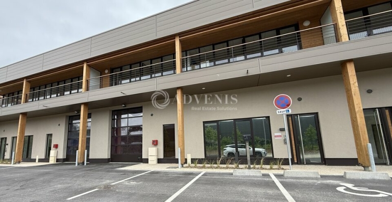 Location Activités Entrepôts COLLEGIEN (77090) - Photo 1