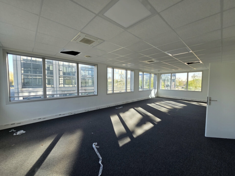 Vente Investisseur Bureaux VILLEPINTE (93420) - Photo 5