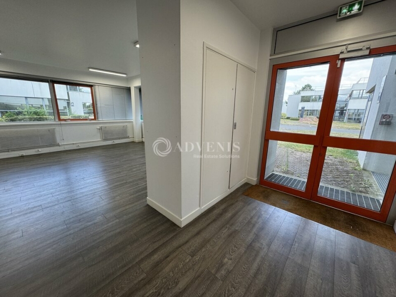 Location Activités Entrepôts TREMBLAY EN FRANCE (93290) - Photo 7