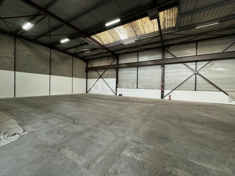 Location Activités Entrepôts LE THILLAY (95500) - Photo 2