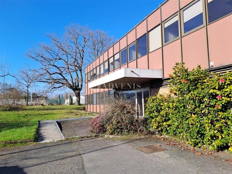 Location Entrepôts NANTES (44300) - Photo 10
