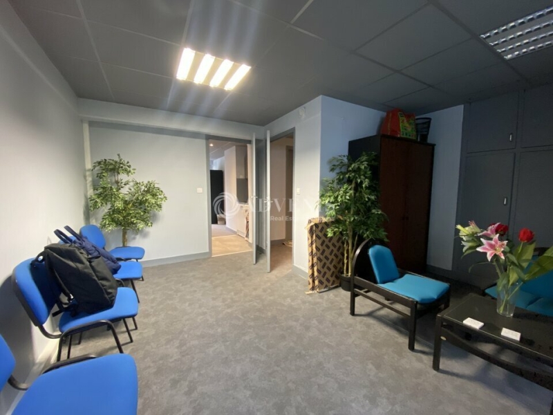 Vente Investisseur Bureaux MONTROUGE (92120) - Photo 4
