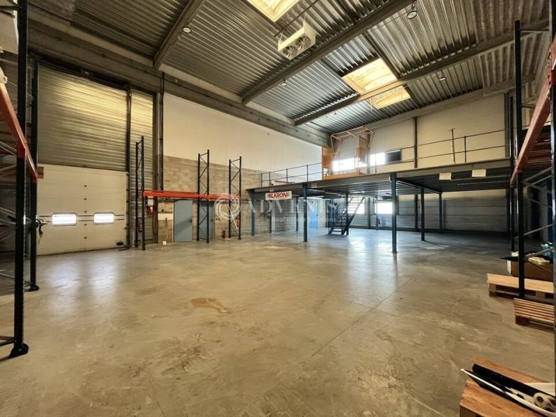 Location Activités Entrepôts IVRY SUR SEINE (94200) - Photo 5