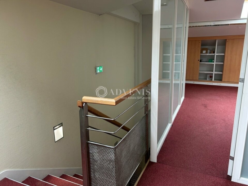 Vente Investisseur Bureaux TOURS (37000) - Photo 10