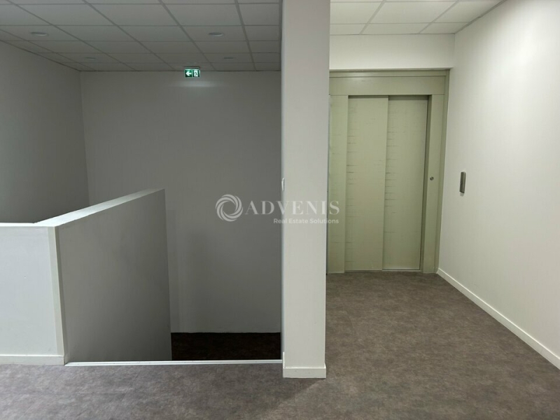 Vente Investisseur Bureaux LA VILLE AUX DAMES (37700) - Photo 8