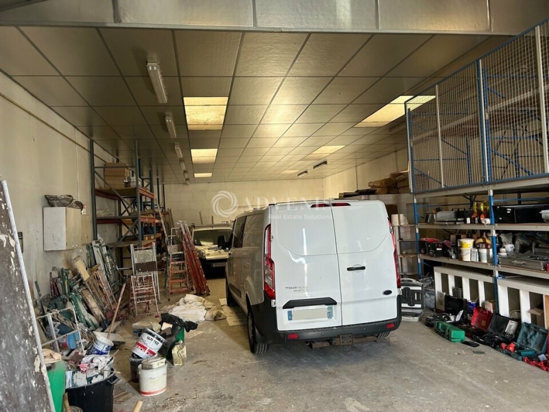 Location Activités Entrepôts JOUÉ-LÈS-TOURS (37300) - Photo 4