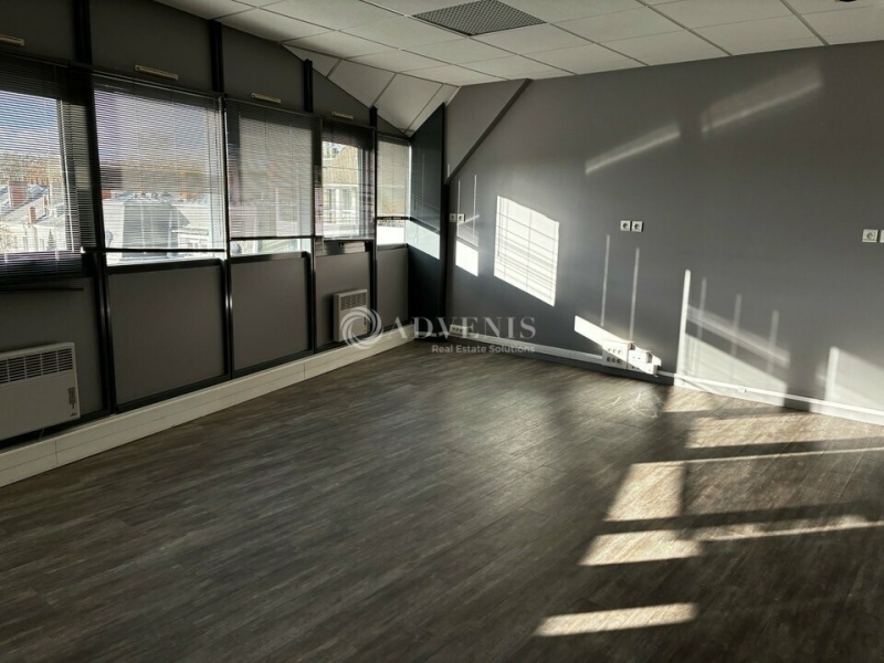 Vente Investisseur Bureaux TOURS (37000) - Photo 1