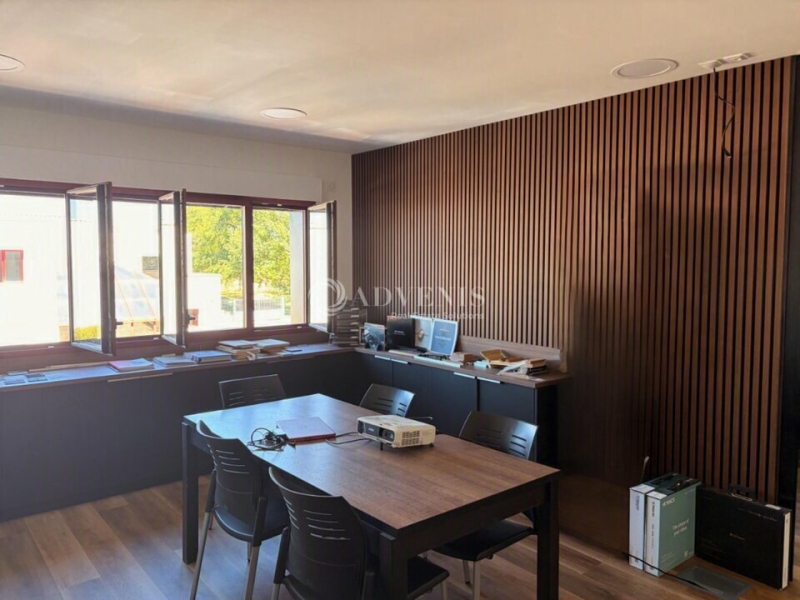 Vente Investisseur Activités Entrepôts JOUÉ LÈS TOURS (37300) - Photo 4