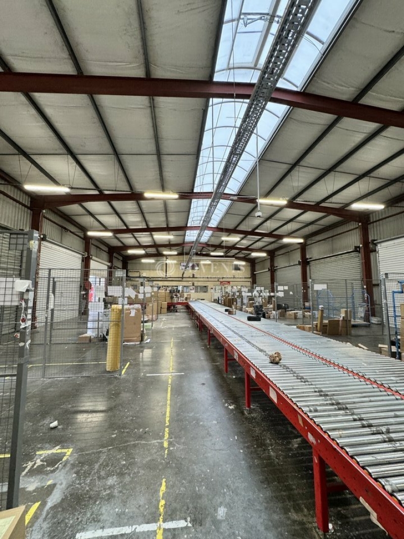 Location Entrepôts MAUGUIO (34130) - Photo 3