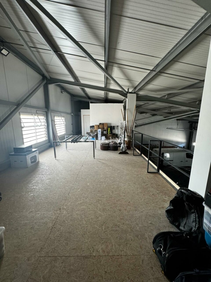 Location Activités Entrepôts VENDRES (34350) - Photo 1