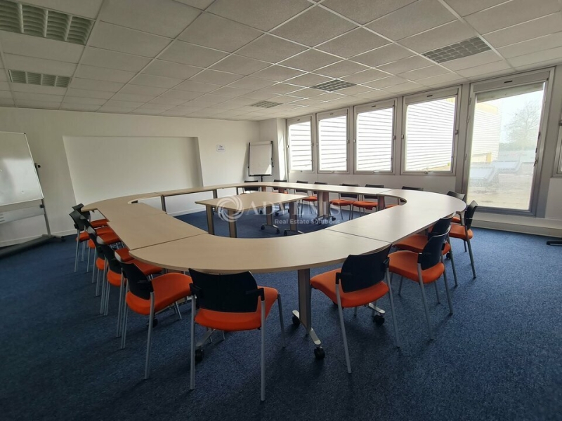 Location Bureaux PLOUFRAGAN (22440) - Photo 1