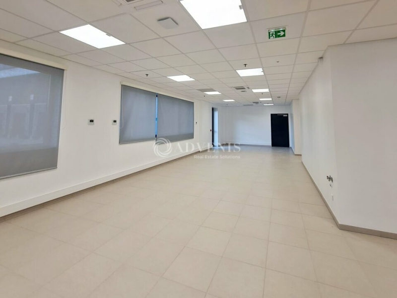 Location Entrepôts PLECHATEL (35470) - Photo 14