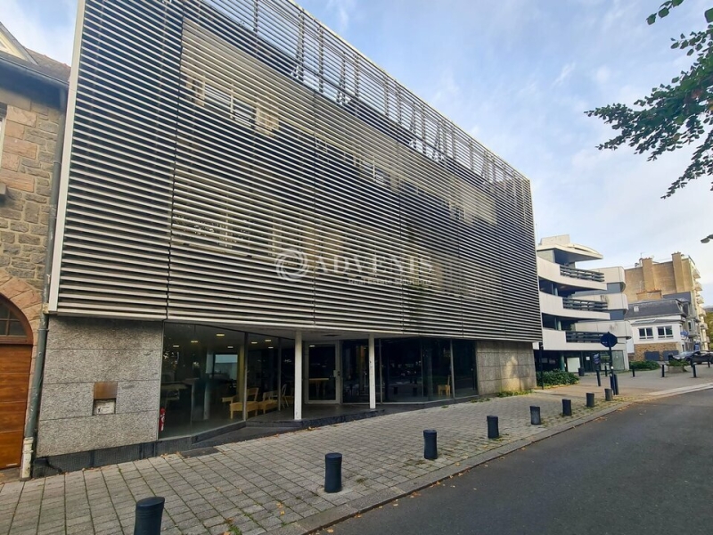 Vente Investisseur Bureaux SAINT BRIEUC (22000) - Photo 1