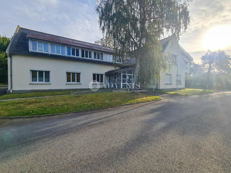 Vente Investisseur Bureaux LANNION (22300) - Photo 1