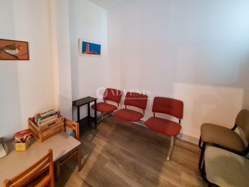 Vente Investisseur Bureaux LANNION (22300) - Photo 9