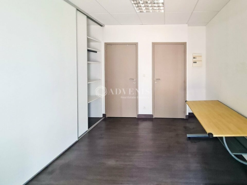 Vente Investisseur Bureaux LANNION (22300) - Photo 11