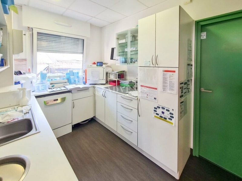 Vente Investisseur Bureaux LANNION (22300) - Photo 13